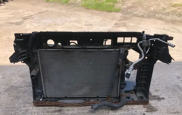 Mazda 3 II Radiator support slam panel