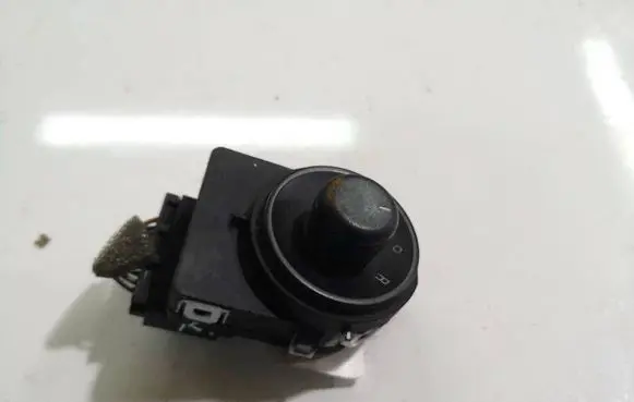 Opel Insignia A Light switch 