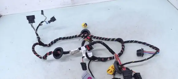 Skoda Octavia Mk2 (1Z) Front door wiring loom 1Z0121BE