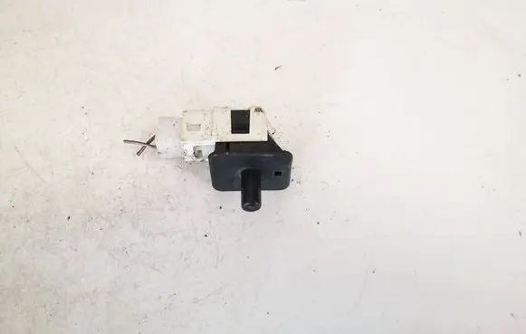Mercedes-Benz C W203 Front door sensor 2028209410