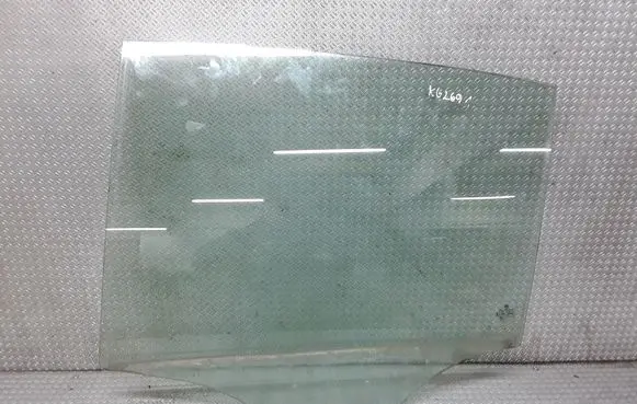 Volkswagen Golf Plus Rear door window glass 