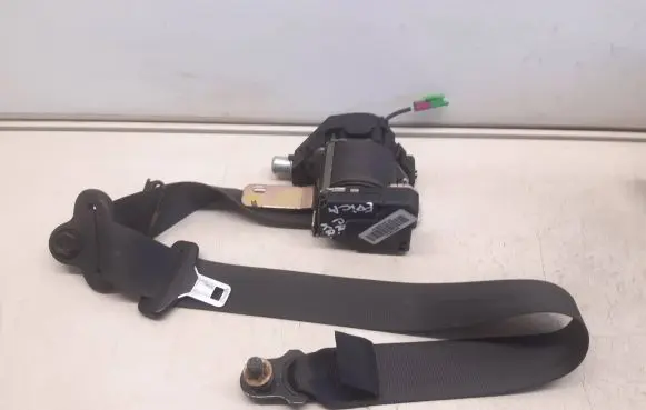 Chevrolet Epica Front seatbelt 34010076 040482 65562