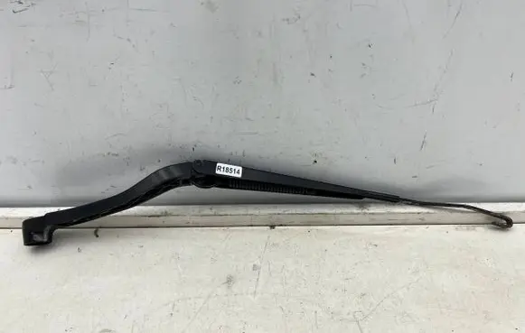 Opel Insignia A Front wiper blade arm 13227398