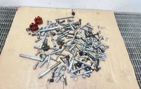 BMW 3 G20 G21 Cylinder head bolts 