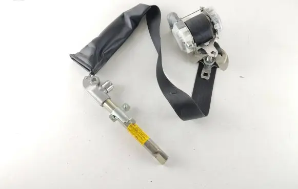 Subaru Legacy Front seatbelt 7S2610P R480 001359