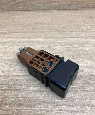 Mazda 5 Fog light switch 