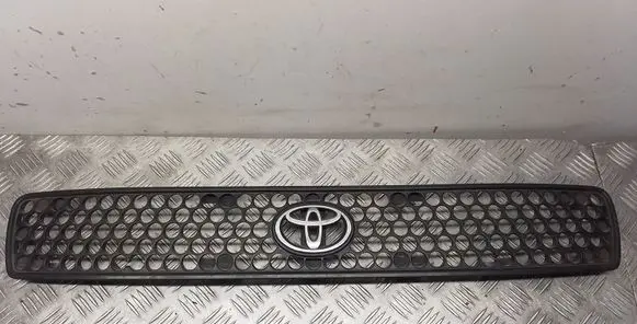 Toyota RAV 4 (XA10) Front grill 5311142010