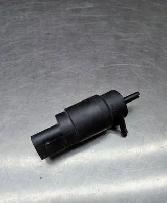 Mercedes-Benz E W211 Windscreen/windshield washer pump 3090179