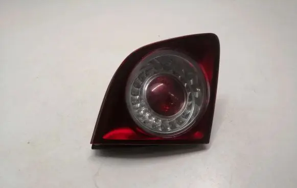 Volkswagen Golf Plus Tailgate rear/tail lights 5M0945093J 89033601