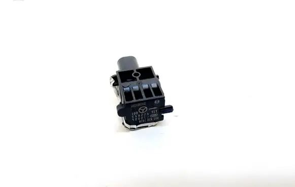 Mercedes-Benz ML W164 Airbag deployment crash/impact sensor 0038202826