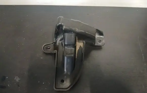 Peugeot 308 Rear bumper mounting bracket 2002692 9631744780