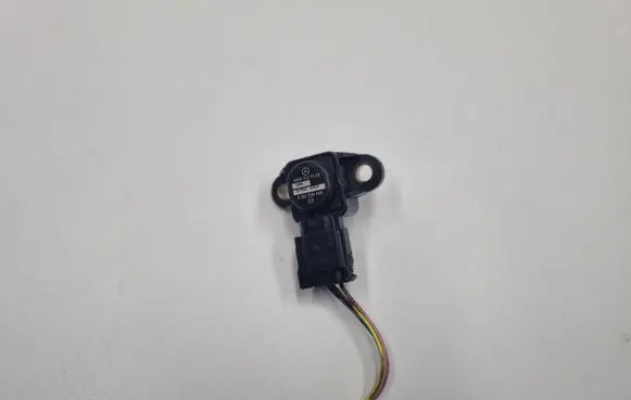 Mercedes-Benz Sprinter W907 W910 Air pressure sensor A0101537228 0101537228