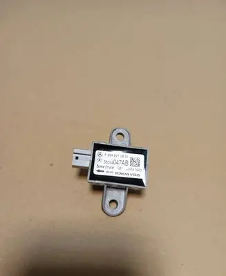 Chrysler Grand Voyager V Airbag deployment crash/impact sensor 56054047AB A2048210651 5WK43902
