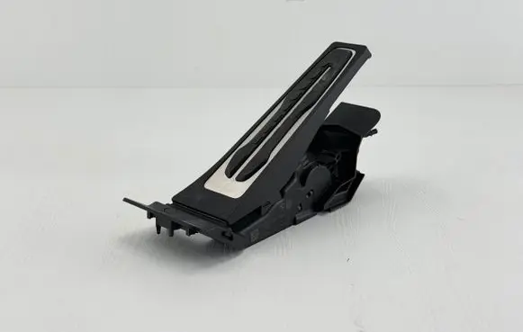 BMW 2 G42 Accelerator throttle pedal 3546889820 889820 6PV01435015