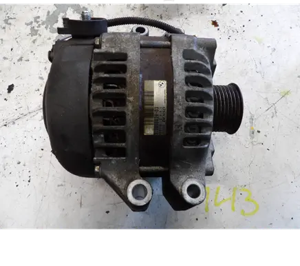 BMW 5 F10 F11 Generator/alternator 7606628 14V210A 1042106441
