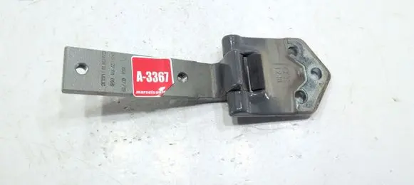 Volkswagen Caddy Rear door lower hinge 2K5827151