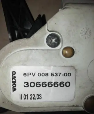 Volvo XC70 Accelerator throttle pedal 6PV00853700 09469800A
