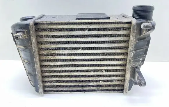 Audi A4 S4 B7 8E 8H Intercooler radiator 8E0145806T