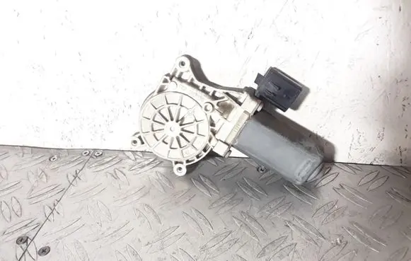 Chrysler 300 - 300C Front door window regulator motor