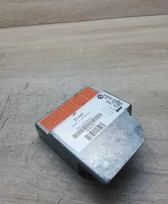 BMW 5 E39 Airbag control unit/module 8374799