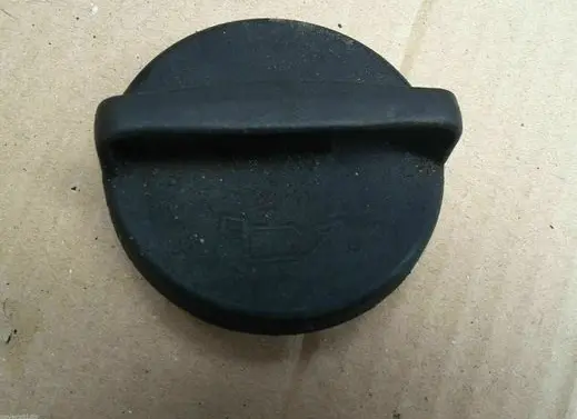 Volkswagen Jetta I Oil filler cap 049103485J