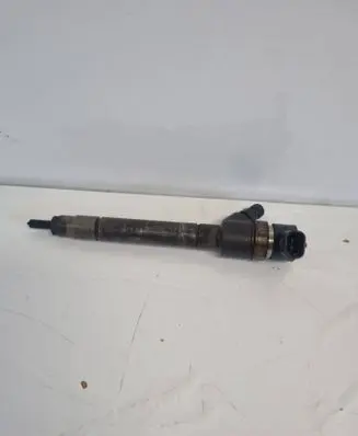 Fuel injector