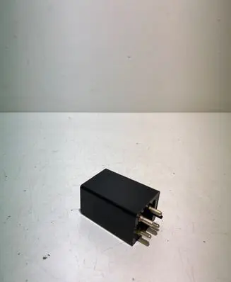 Mercedes-Benz E W210 Other relay 0035458505