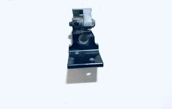 Audi A4 S4 B5 8D Rear door lower hinge 8D0833402