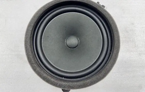 Volvo XC90 Front door speaker 31350425