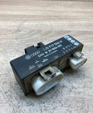 Volkswagen Golf IV Coolant fan relay 1J0919506H 898884000