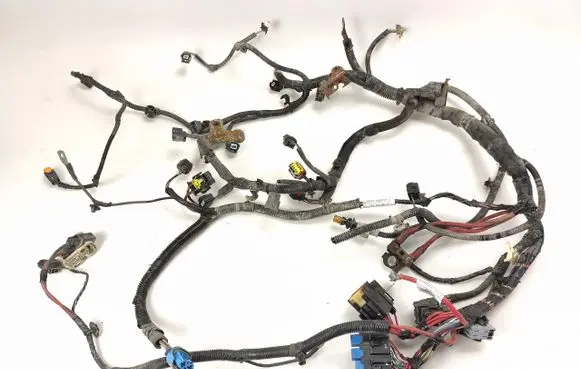 Dacia Duster II Engine installation wiring loom 240111073R 260529HR1437 SCE
