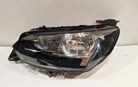 Peugeot 208 Headlight/headlamp