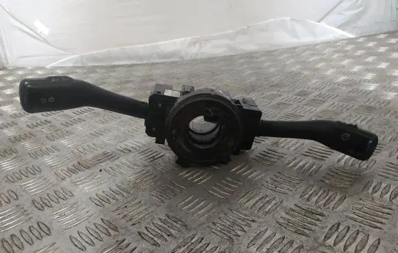 Audi A3 S3 8L Indicator stalk 8L0953513G 1J0959653
