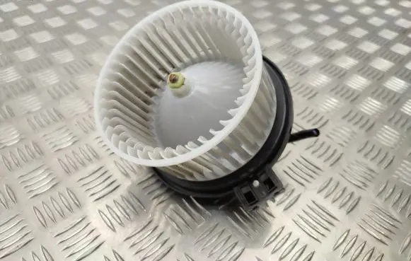 Mazda 3 Heater fan/blower 8727001770 HB111GRK600