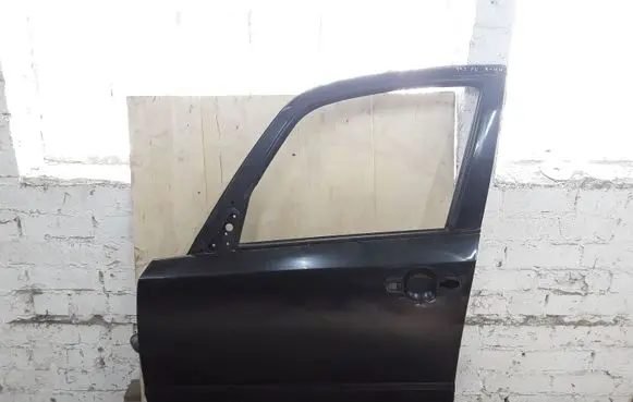 Suzuki SX4 Front door ZCE
