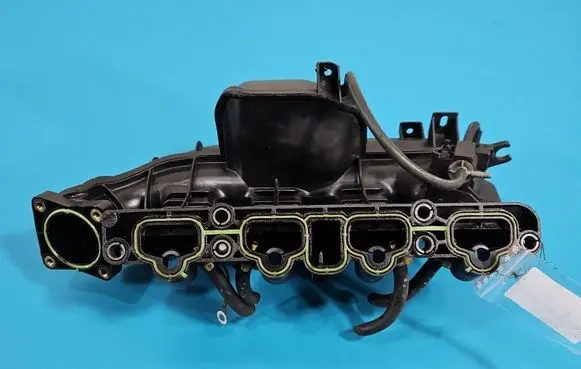 Opel Astra J Intake manifold 1064932S03 IMPRK1579604