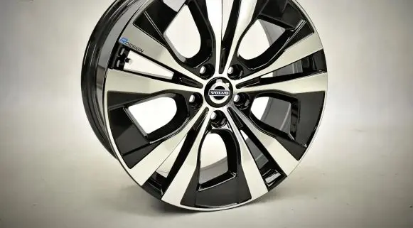 Volvo V90 Cross Country R18 alloy rim 32209452