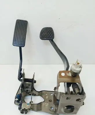 Honda Prelude Pedal assembly DE07