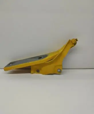 Audi Q2 - Engine bonnet/hood hinges 81A823302A