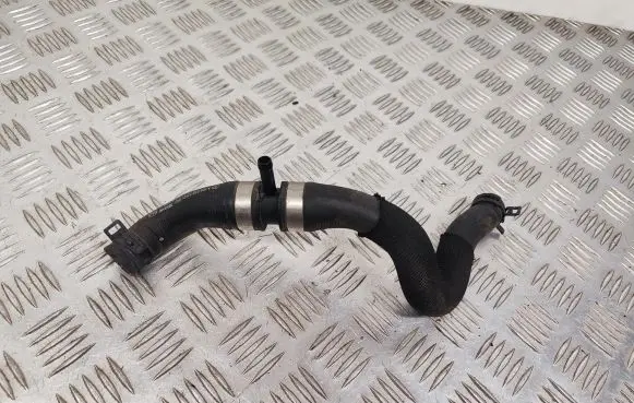Mercedes-Benz C W205 Engine coolant pipe/hose A2058301202