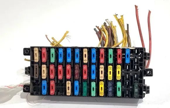 Opel Movano A Fuse box set 