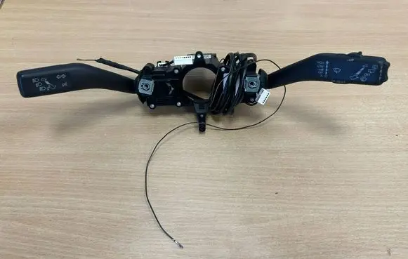 Volkswagen Tiguan Wiper turn signal indicator stalk/switch 5K0953501AN 5K0953502L