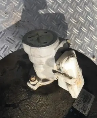 Ford Focus Master brake cylinder