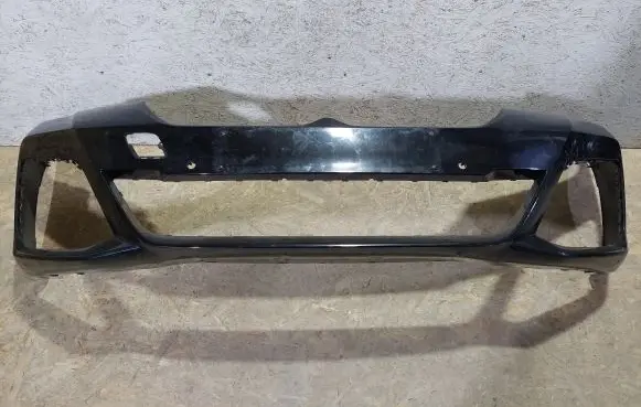BMW 5 G30 G31 Front bumper 51118098644 30027877