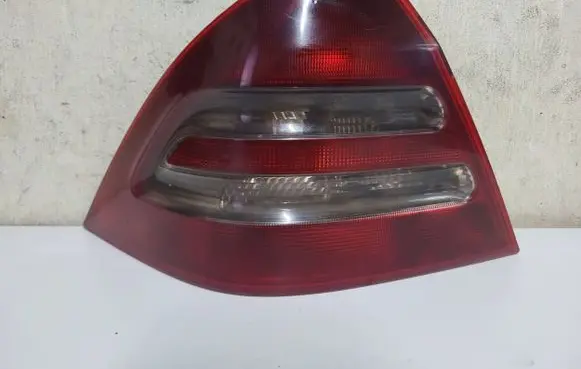 Mercedes-Benz C W203 Rear/tail lights