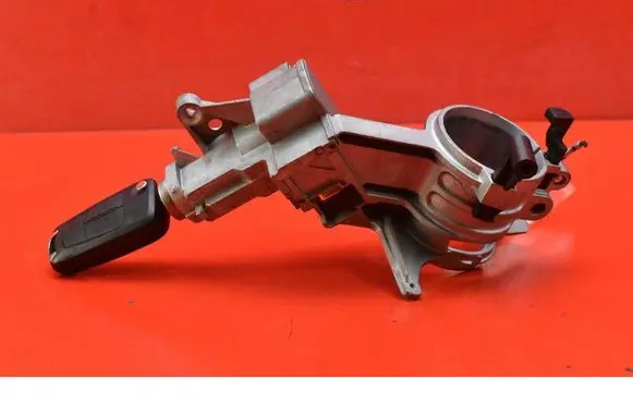 Opel Astra H Ignition lock 2421430