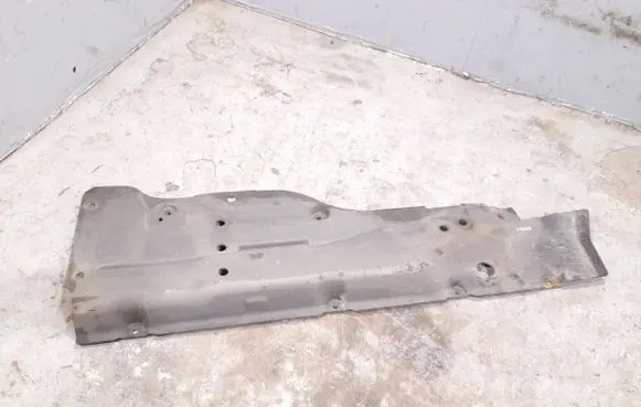Mercedes-Benz GL X164 Engine splash shield/under tray 1646190338 1646101108