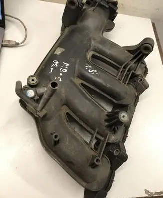 Mercedes-Benz C W203 Intake manifold A2711400601