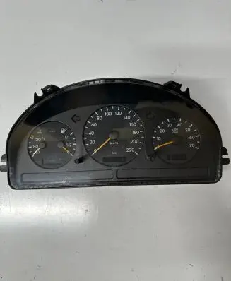 Mercedes-Benz ML W163 Speedometer (instrument cluster) 1911210140B 123631934 A1635400711