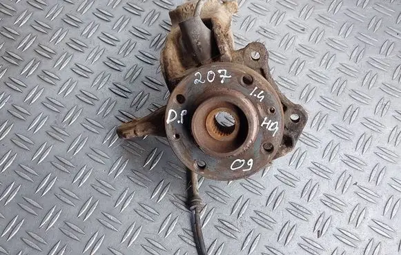 Peugeot 207 Front wheel hub